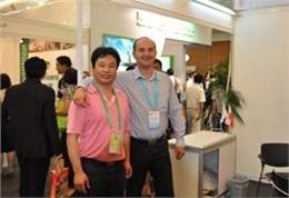 第18届国际食用菌大会，与波兰Champion出口总监Tadeusz Raginiak一起2012.08.27
